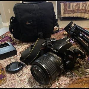 Nikon D3200 Camera + Case